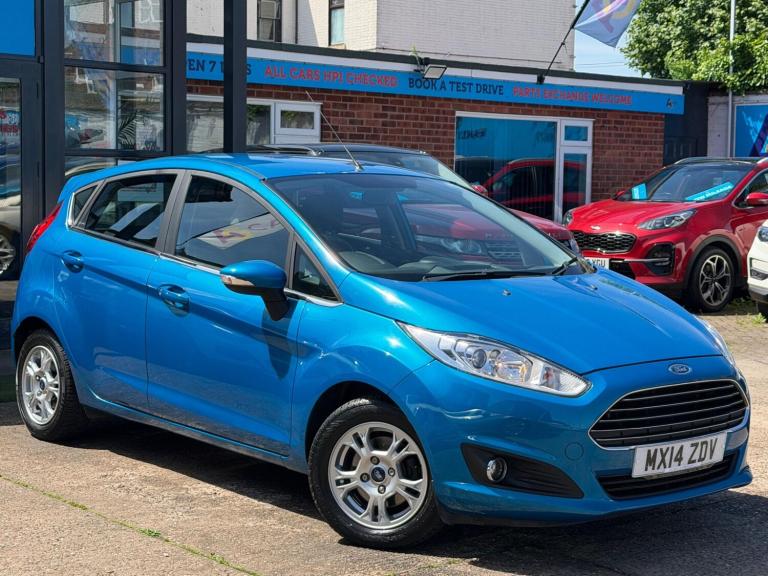 2014 Ford Fiesta 1.6 TDCi ECOnetic Zetec Hatchback 5dr Diesel Manual Euro 5 (s/s) (95 ps) HATCHBA...