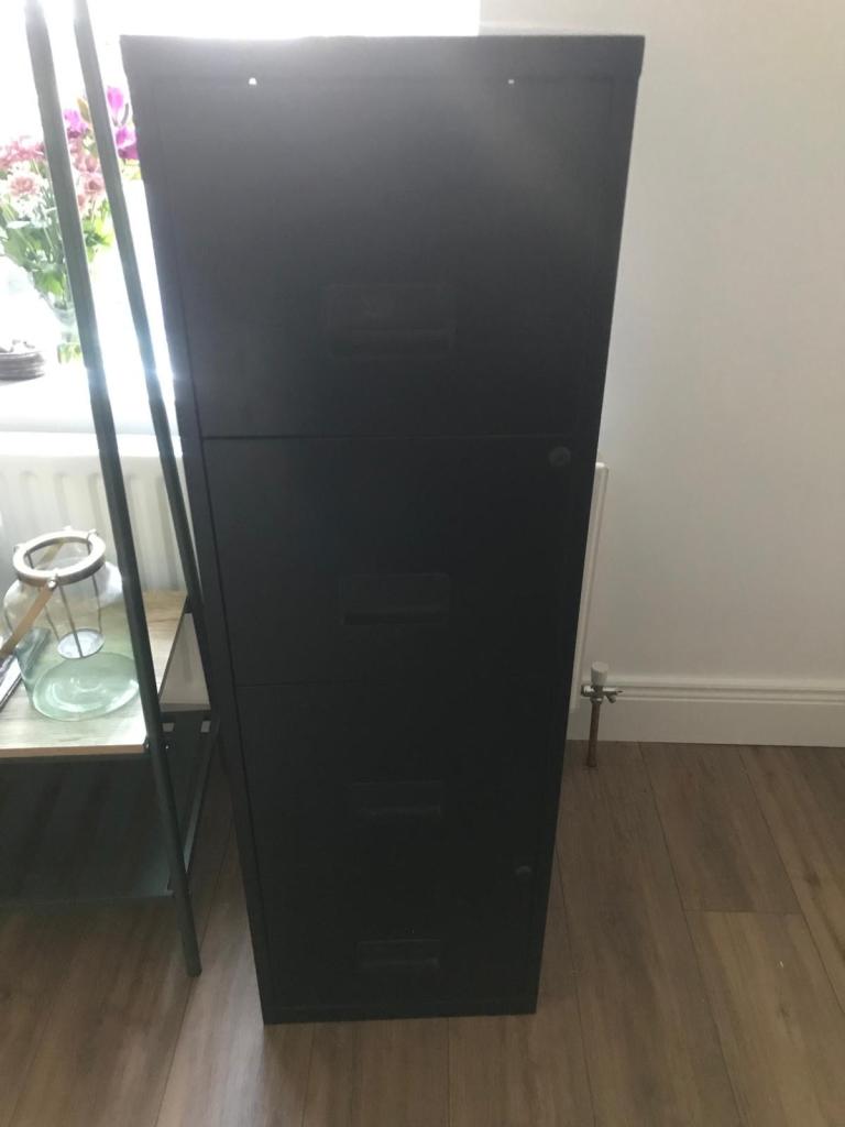 Filing cabinet with keys 