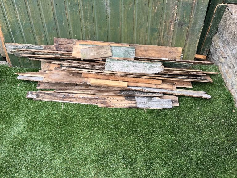 Old loose slats for firewood (?)