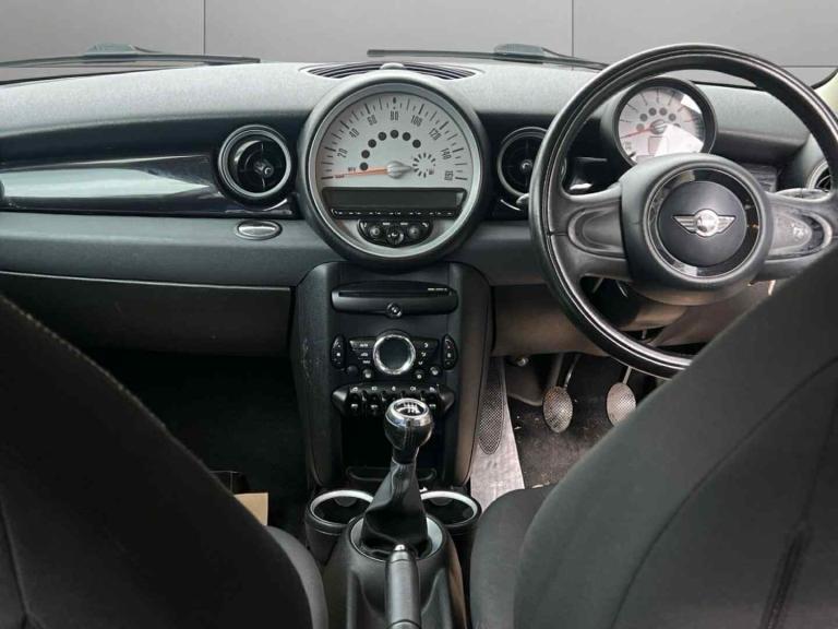 2011 MINI Hatch 1.6 One 3dr HATCHBACK Petrol Manual