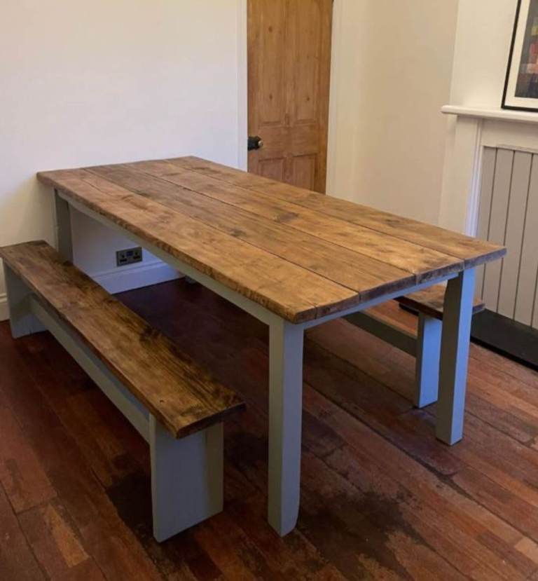 Quality solid dining table sets 