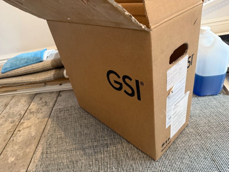 Damaged GSI Toilet cistern only