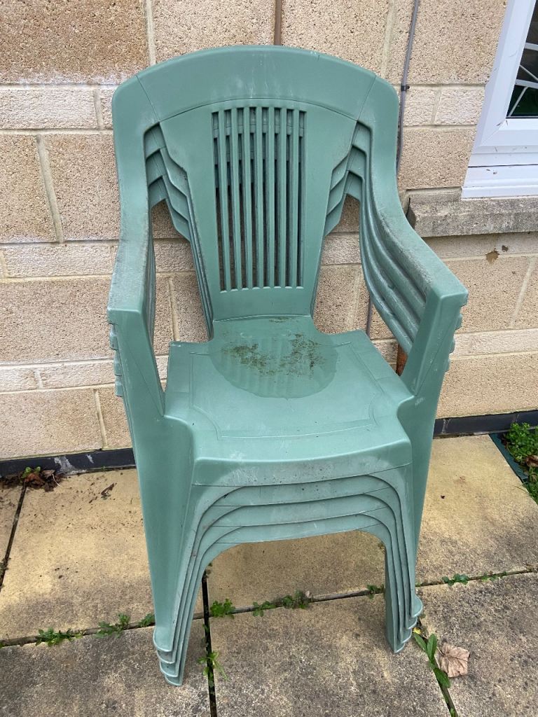 Garden chairs - COLLECT FROM HENBURY 