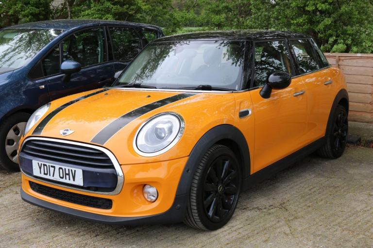 2017 MINI Hatch 1.5 Cooper D 5dr HATCHBACK DIESEL Manual