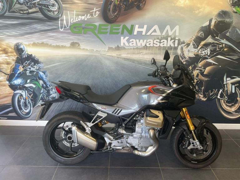 2024 Moto Guzzi V100 Mandello 1042 S Euro 5