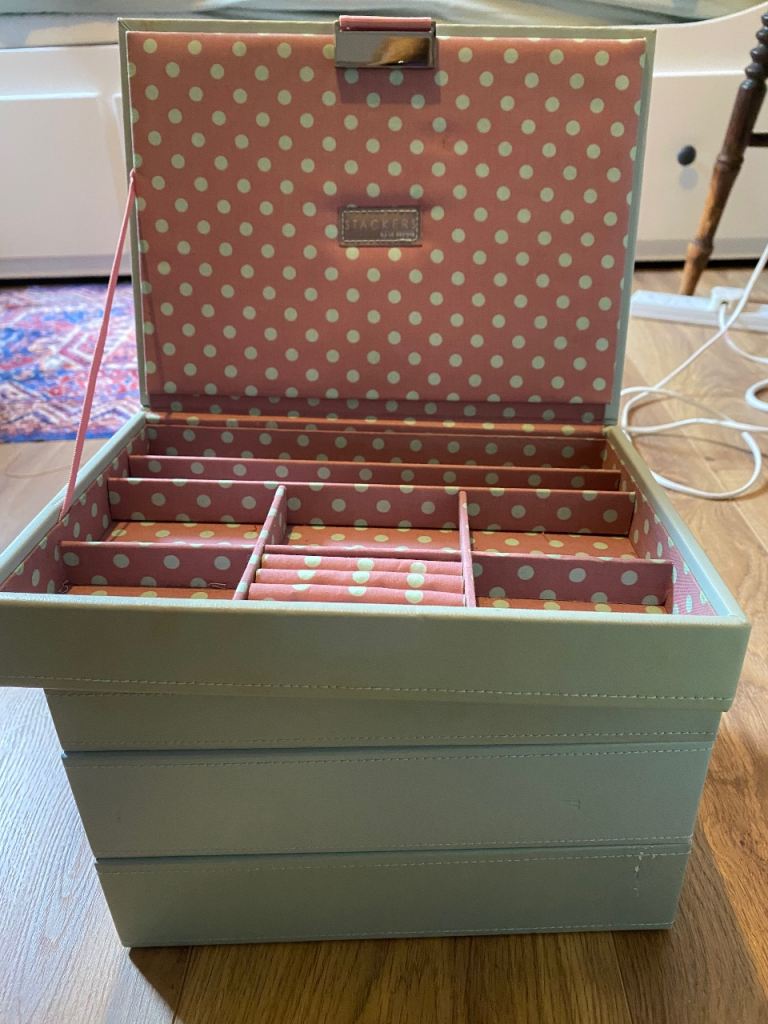 Stackers 4 tier jewellery box