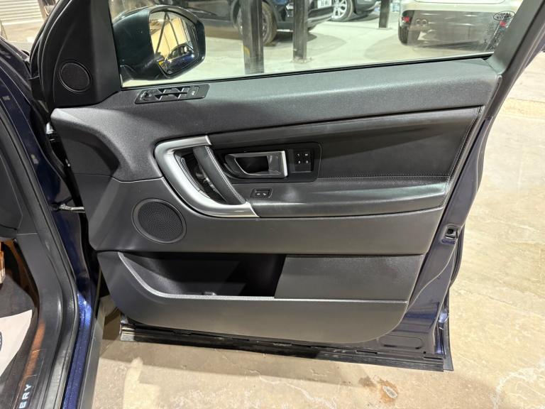 2016 Land Rover Discovery Sport 2.0 TD4 HSE Luxury SUV 5dr Diesel Auto 4WD Euro