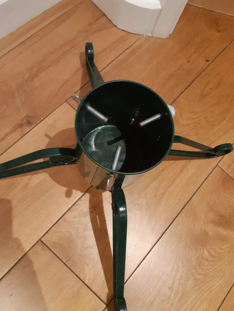 Green Christmas Tree Holder