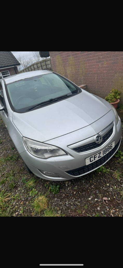 Vauxhall, ASTRA, Hatchback, 2010, Manual, 1686 (cc), 5 doors