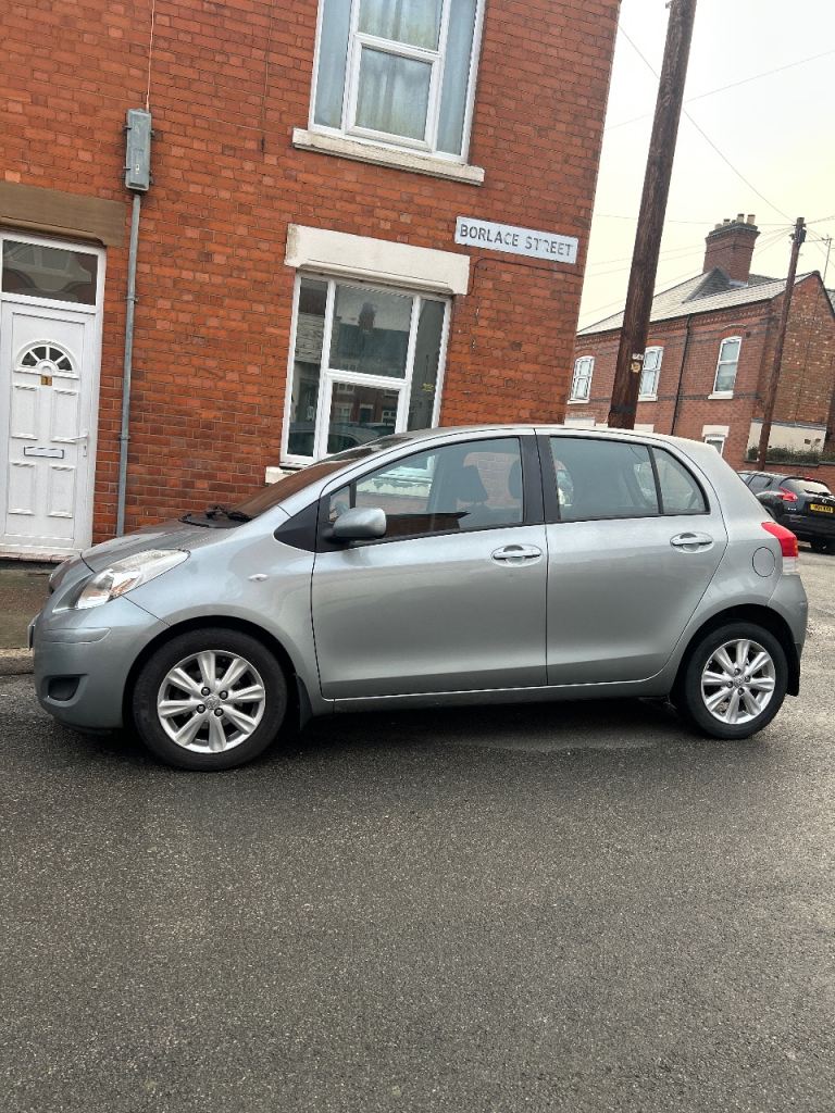 Toyota, YARIS, Hatchback, 2009, Manual, 1329 (cc), 5 doors