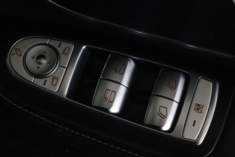 2018 Mercedes-Benz V-Class V250 d AMG Line 5dr Auto [Extra Long] MPV DIESEL Automatic