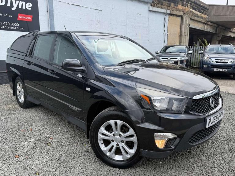 2015 Ssangyong Korando Sports 2.0D EX Pickup Double Cab 4dr Diesel Auto 4WD Euro 5 (155 ps) SUV D...