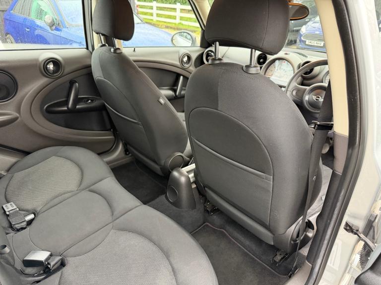 2012 MINI Countryman 1.6 Cooper 5dr HATCHBACK Petrol Manual