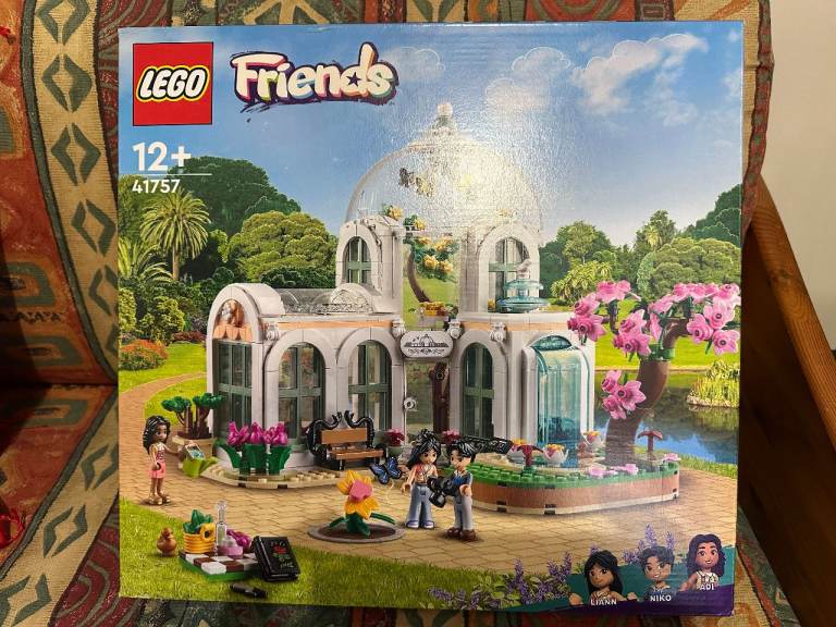 LEGO Friends 41757 - Botanical Garden - Brand New- Sealed In Box - RETIRED PRODUCT