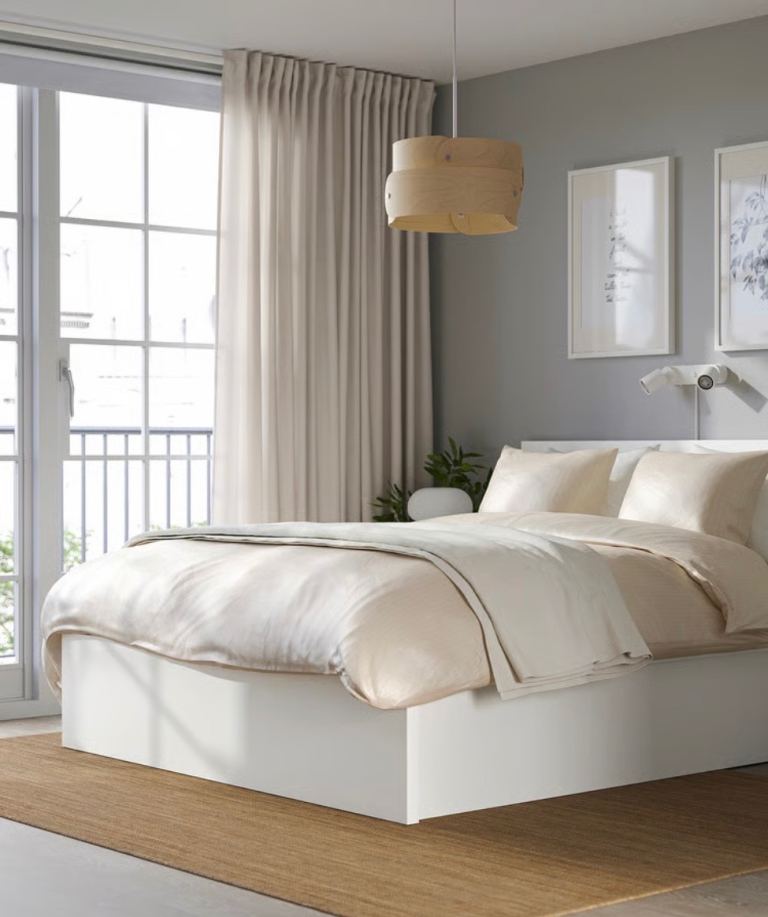 IKEA MALM White Ottoman Storage Bed Frame – Double, Mattress 