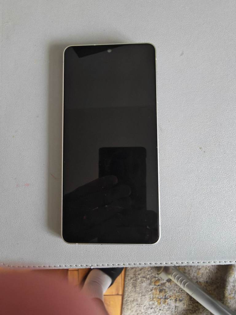 Samsung Galaxy S26 Ultra - White, As Good As New