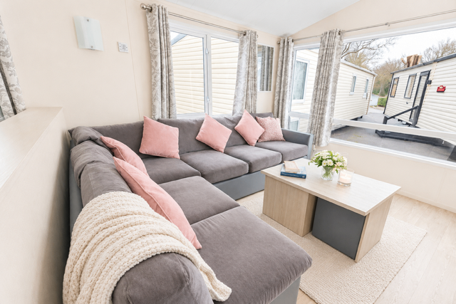 2 Bed Static Caravan For Sale Near Southwold & Aldeburgh