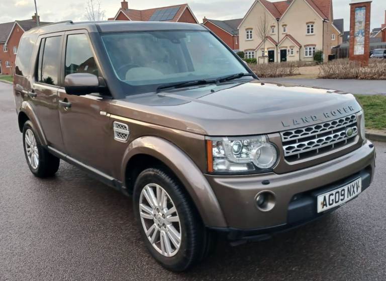 On OFFERS - 2009 Landrover Discovery 4 HSE TDV6 Auto  With FRIDGE MOT Til Aug 26