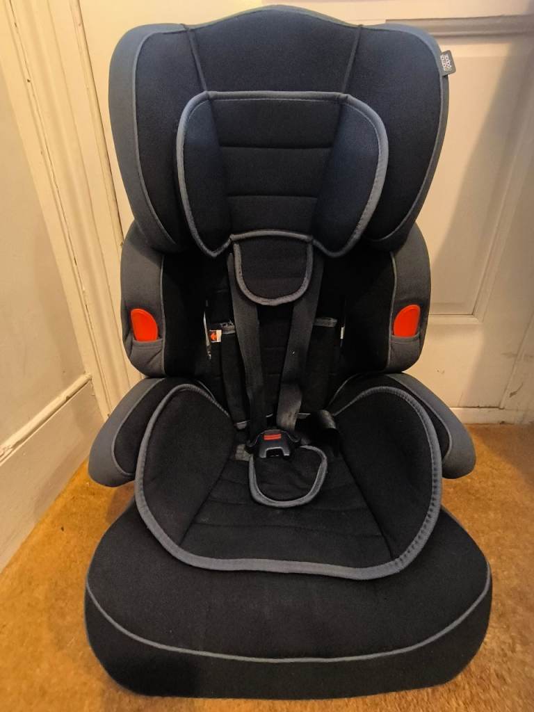 Mamas & Papas Group 1/2/3 Car seat Black