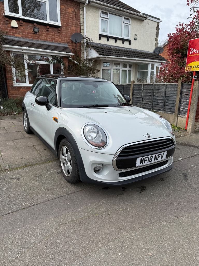 2018 Mini Cooper - only 17k
