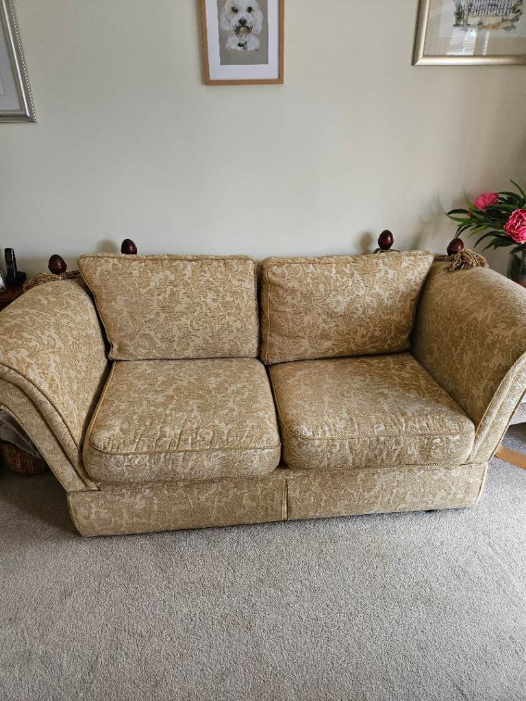 Knoll sofa