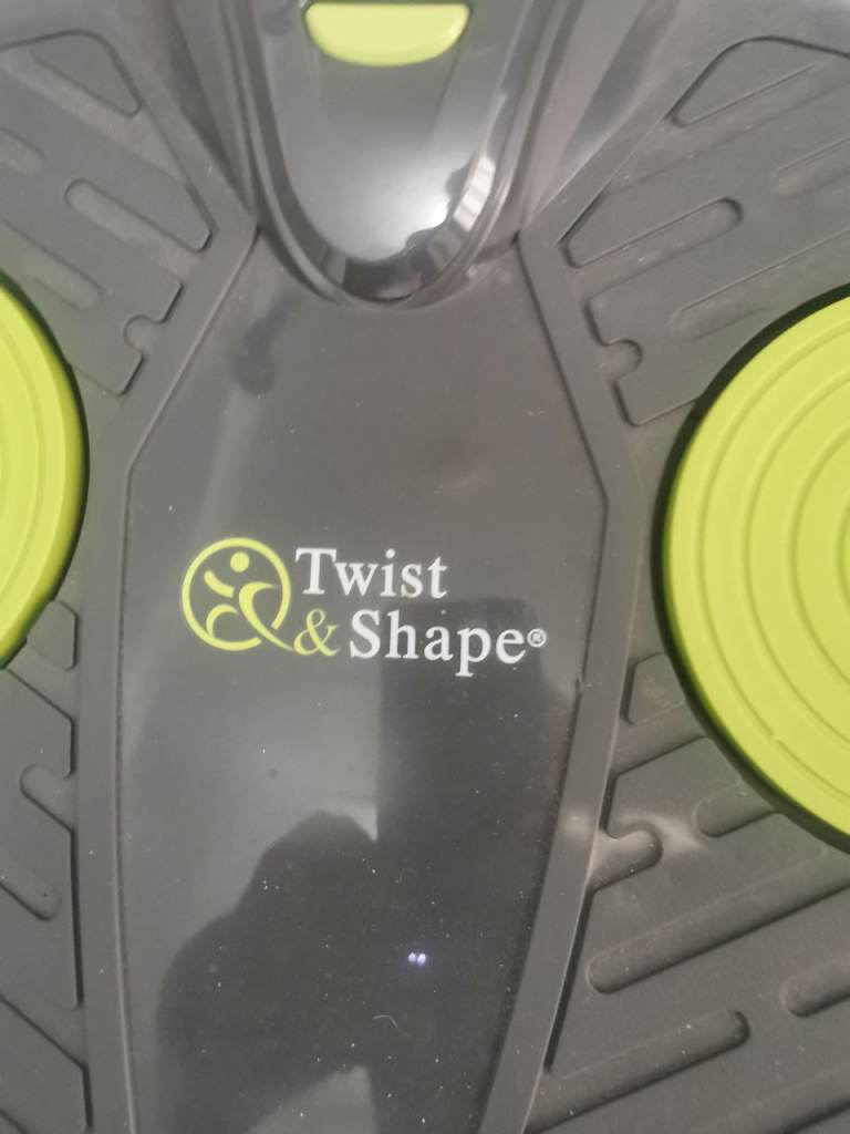 Twist & exercise machine 
