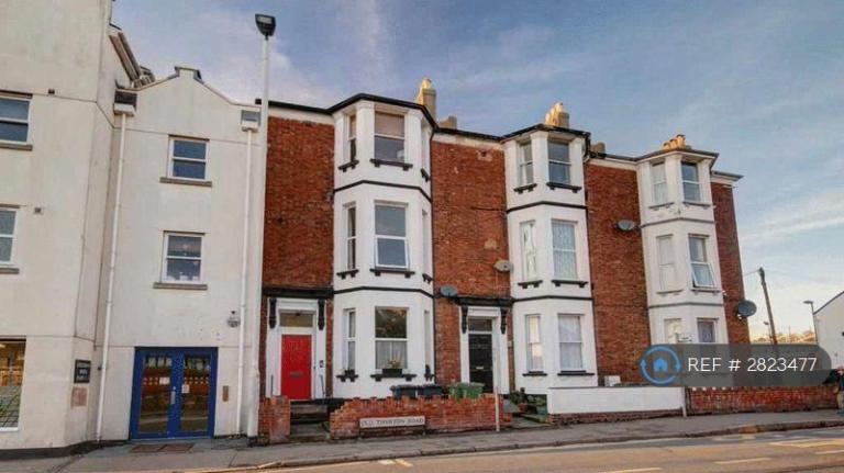 2 bedroom flat in Old Tiverton Road, Exeter, EX4 (2 bed) (#2823477)