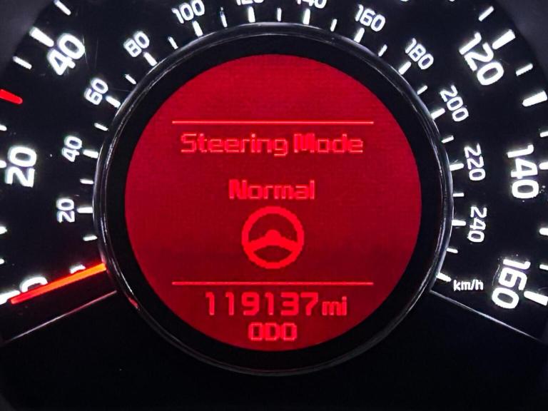 KIA CEED 1.6 CRDi 2 Euro 6 (s/s) 5dr 2015