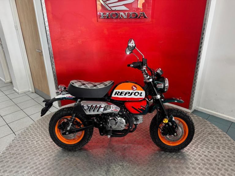 Brand new Honda Z125 Monkey | Doohan Repsol