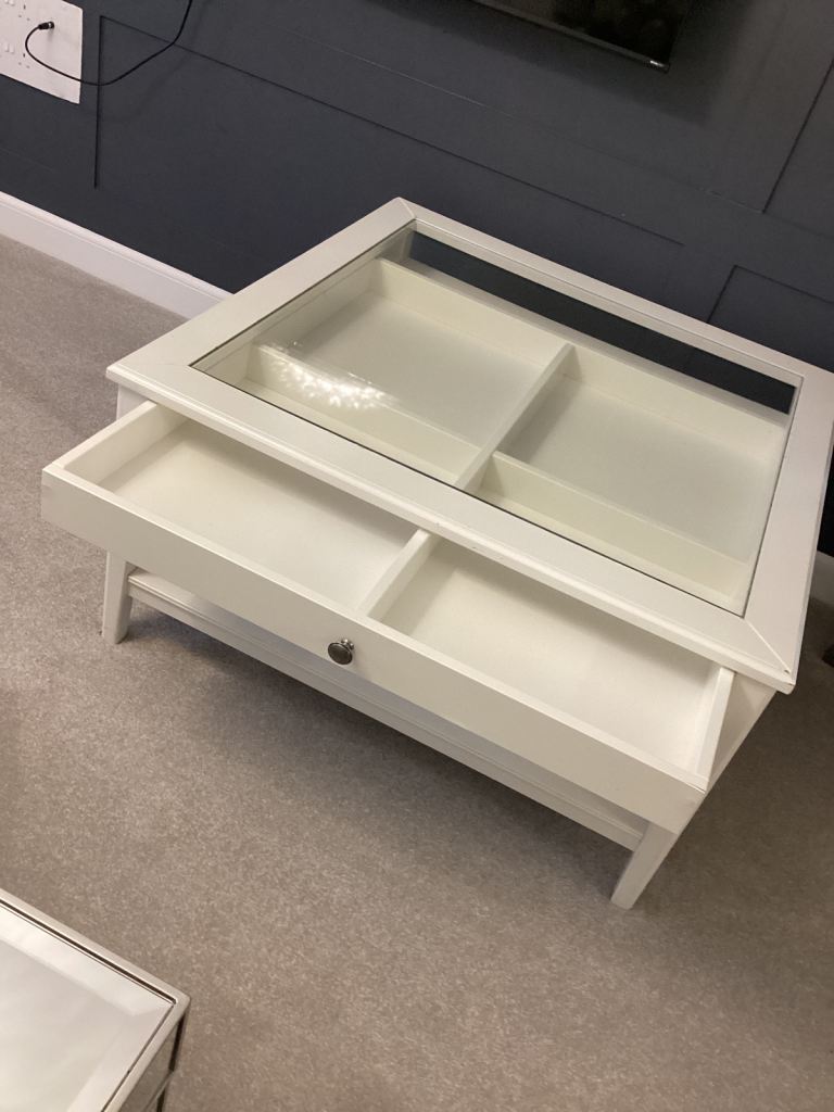 Coffee table need gone asap