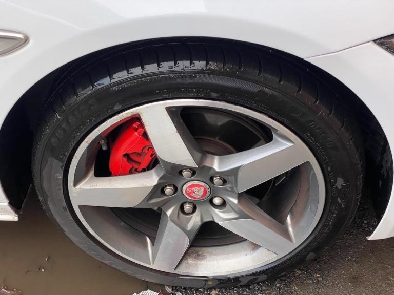 2016 Jaguar XE 2.0d R-Sport Auto Euro 6 (s/s) 4dr SALOON Diesel Automatic