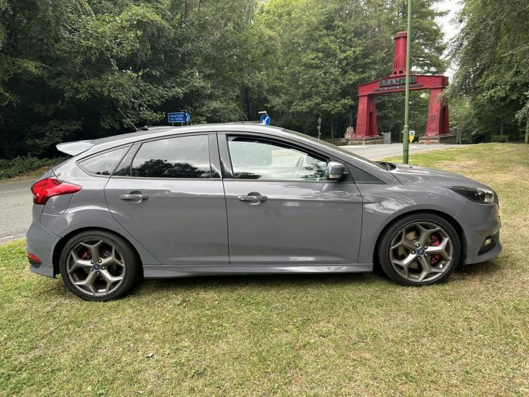 FORD FOCUS 2.0 TDCi ST-3 Grey Manual Diesel 2016