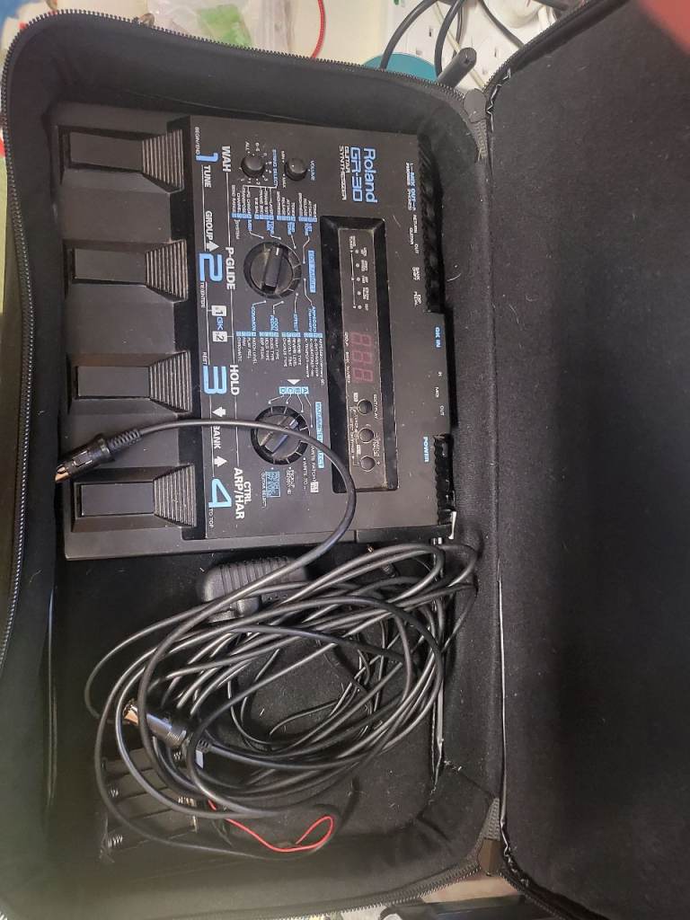 Roland GR30 guitar synth