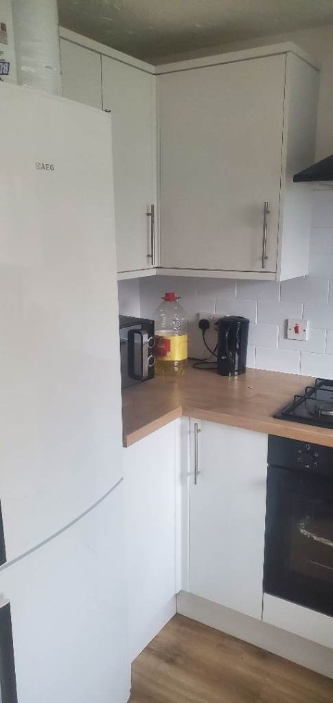 Private room to rent