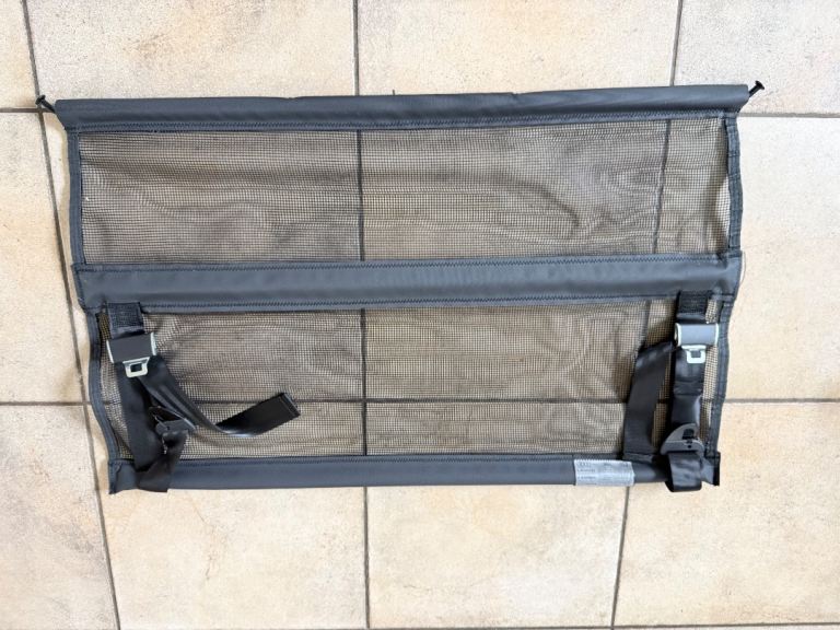 Genuine Audi e-tron Luggage Cargo Net Partition (4KE 861 691) - Never Used