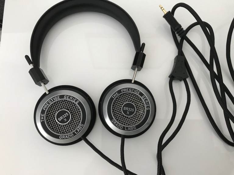 Grado Labs SR325x Prestige Series Headphones – new condition