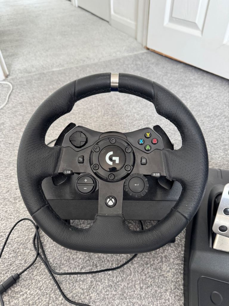 Logitech G923 Racing Wheel & Pedals for Xbox/PC – As Good As New