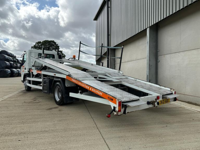 2021 Mitsubishi Fuso Canter Transporter & 2022 Woodford Enclosed Trailer 1 Owner