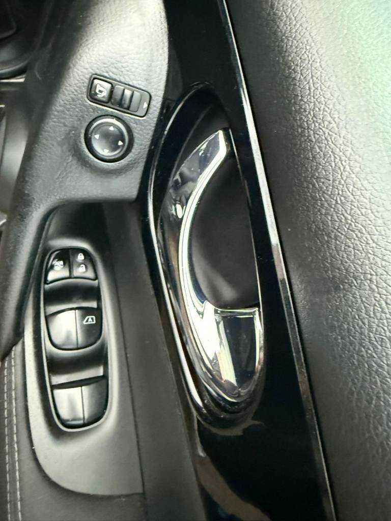 Nissan, QASHQAI, Hatchback, 2014, Manual, 1461 (cc), 5 doors