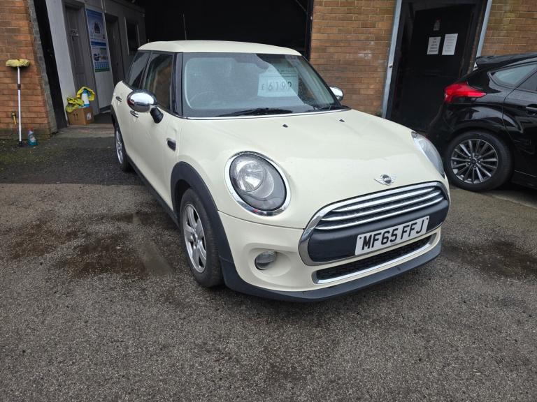 2015 MINI Hatch 1.2 One 5dr HATCHBACK Petrol Manual