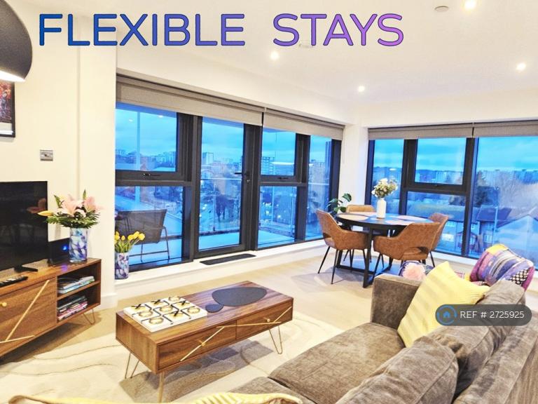 2 bedroom flat in Leeds City Center, Leeds, LS9 (2 bed) (#2725925)