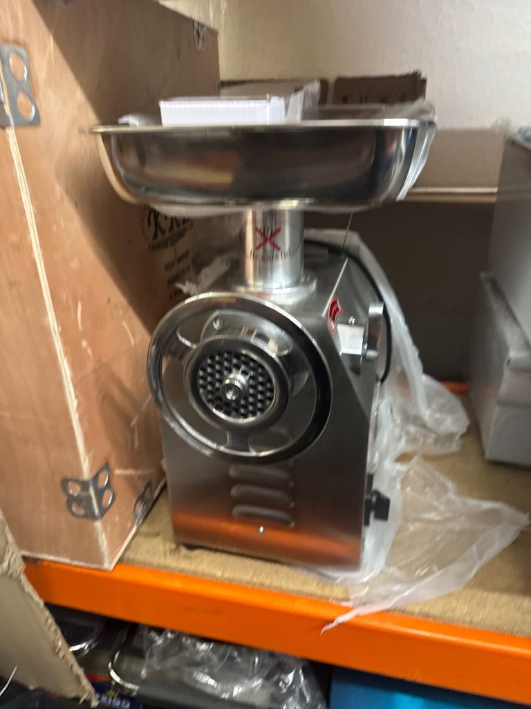 New Commercial Meat Grinder Mincer top quality brand new butcher cafe shop restaurant 