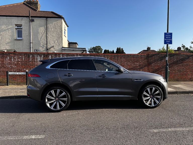 Jaguar, F-PACE, Estate, 2016, Other, 1999 (cc), 5 doors