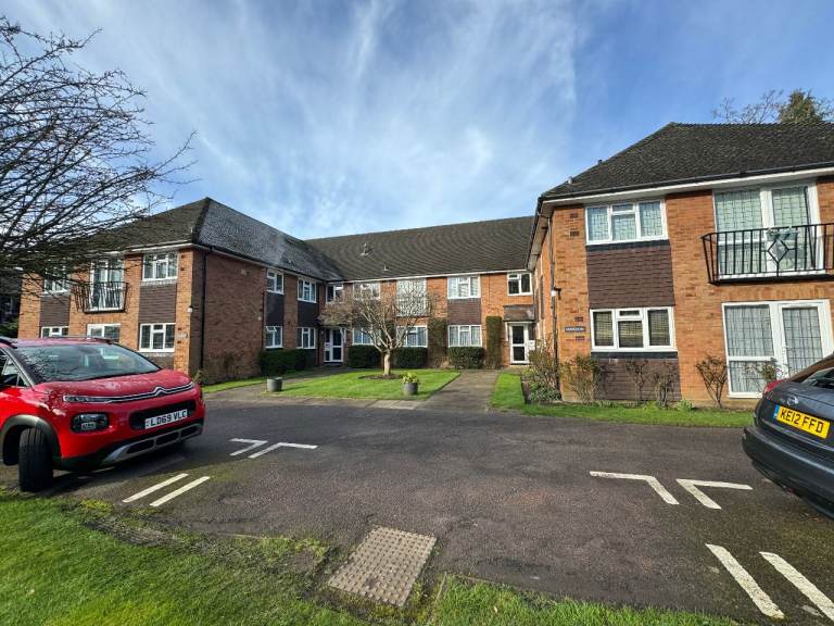 2 Bedroom Ground Floor Flat to Rent - Mardon, Westfield Park, Hatch End, Pinner HA5 4JQ 