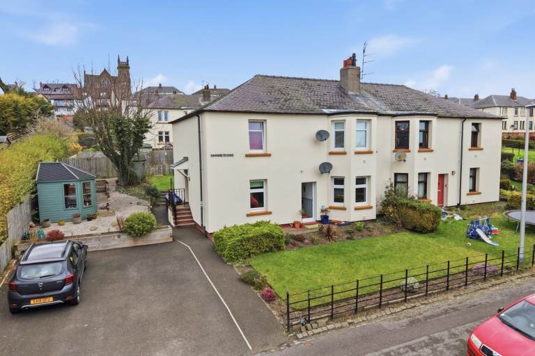 To Rent : 21 Stirling Terrace