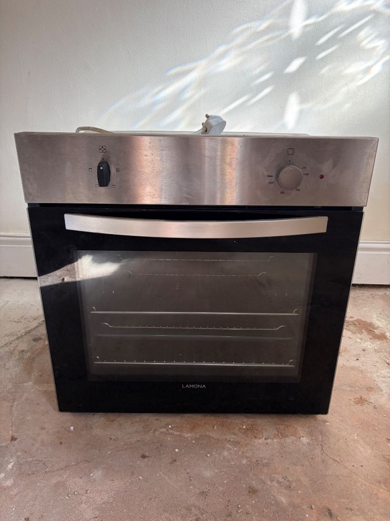 Lamona LAM3204 Integrated Electric Coventional Oven Stainless Steel by Howdens