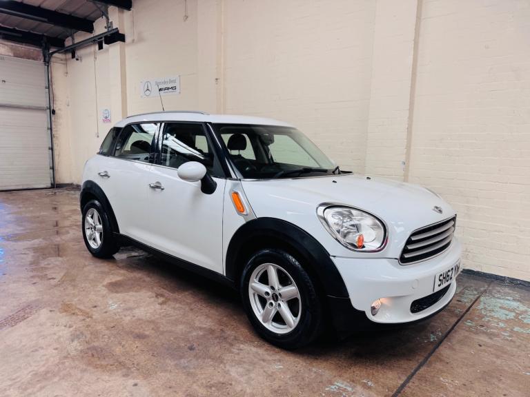 2012 MINI Countryman 1.6 Cooper 5dr HATCHBACK Petrol Manual