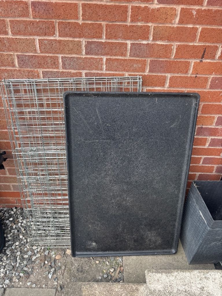 Foldable crate for Big Dogs 