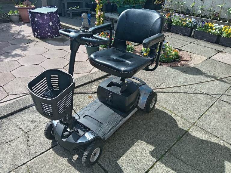 Gogo mobility scooter, good condition, can deliver free today