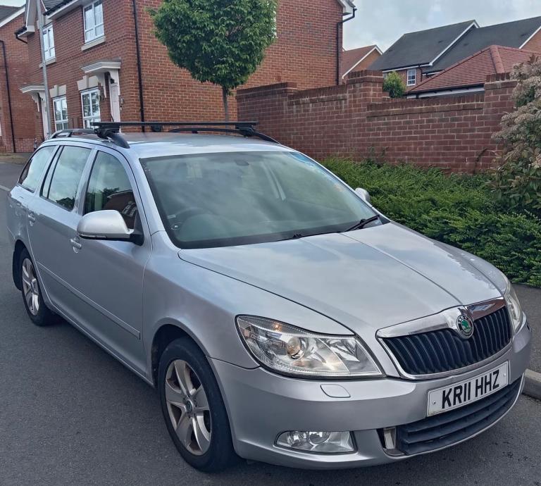 Skoda, OCTAVIA, Estate, 2011, Manual, 1798 (cc), 5 doors